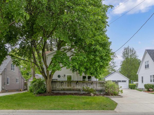 815 Fletcher Avenue, Waterloo, IA 50701