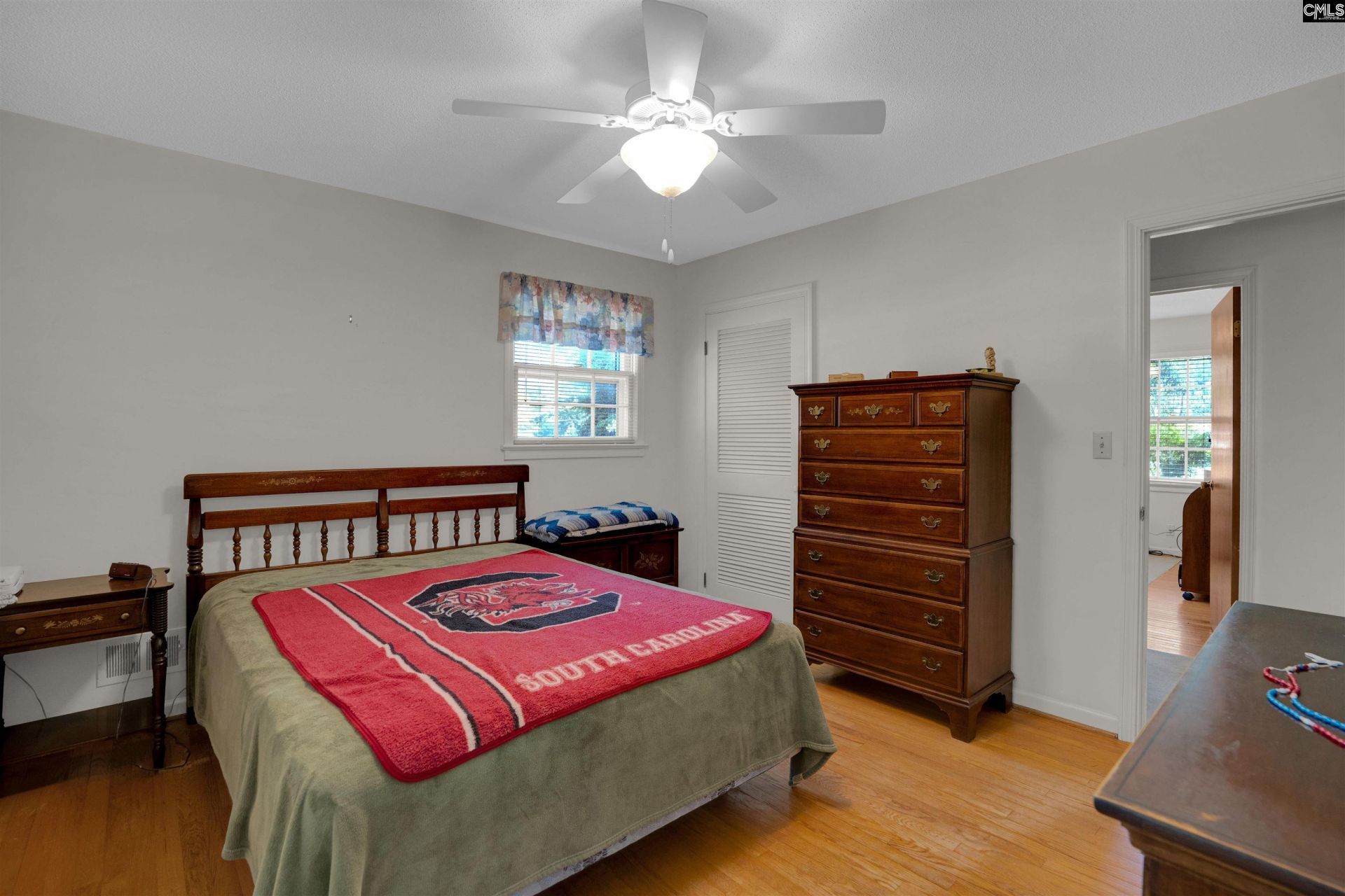 5204 Glenmount Street  Photo 17
