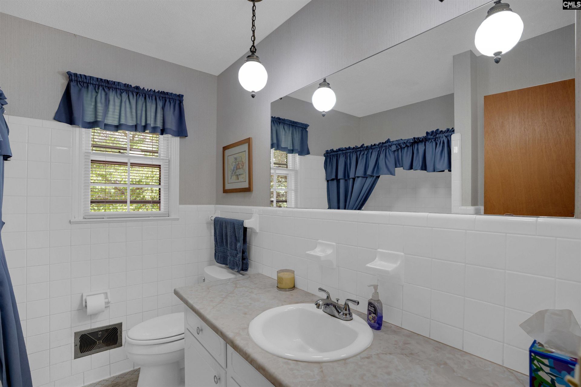 5204 Glenmount Street  Photo 21