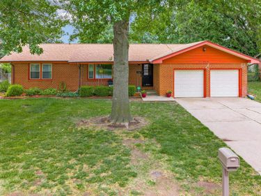 735 N Chickadee, Wichita, KS 67212