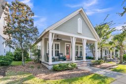 605 Long Meadow Street photo 4