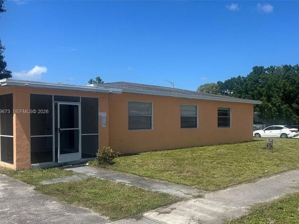 2925 NW 5th St , Fort Lauderdale, FL 33311