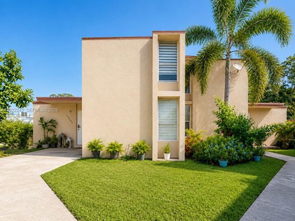 20033 SW 123rd Dr , Miami, FL 33177