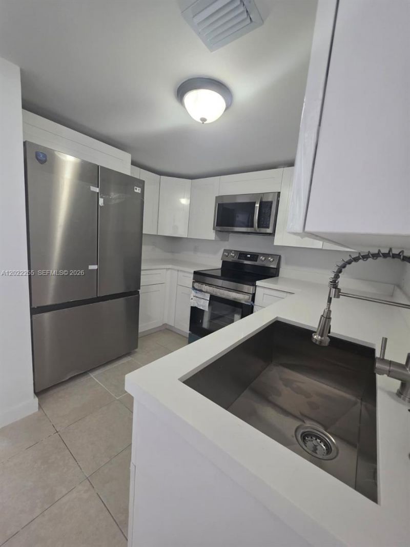 829 SW 3rd St , Unit 831, Miami, FL 33130 Photo