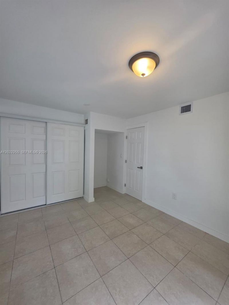 829 SW 3rd St , Unit 831, Miami, FL 33130 Photo