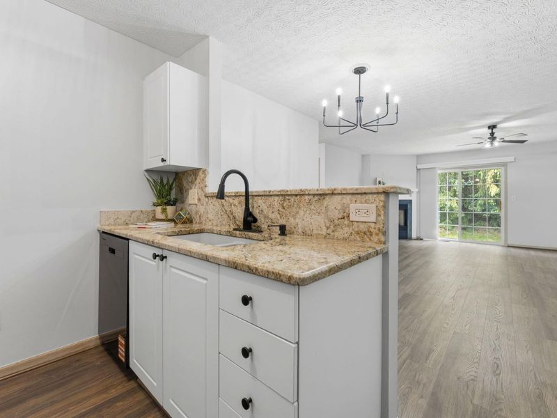 5708 Blendonbrook Lane, Unit 102E, Columbus, OH 43230 Photo 31