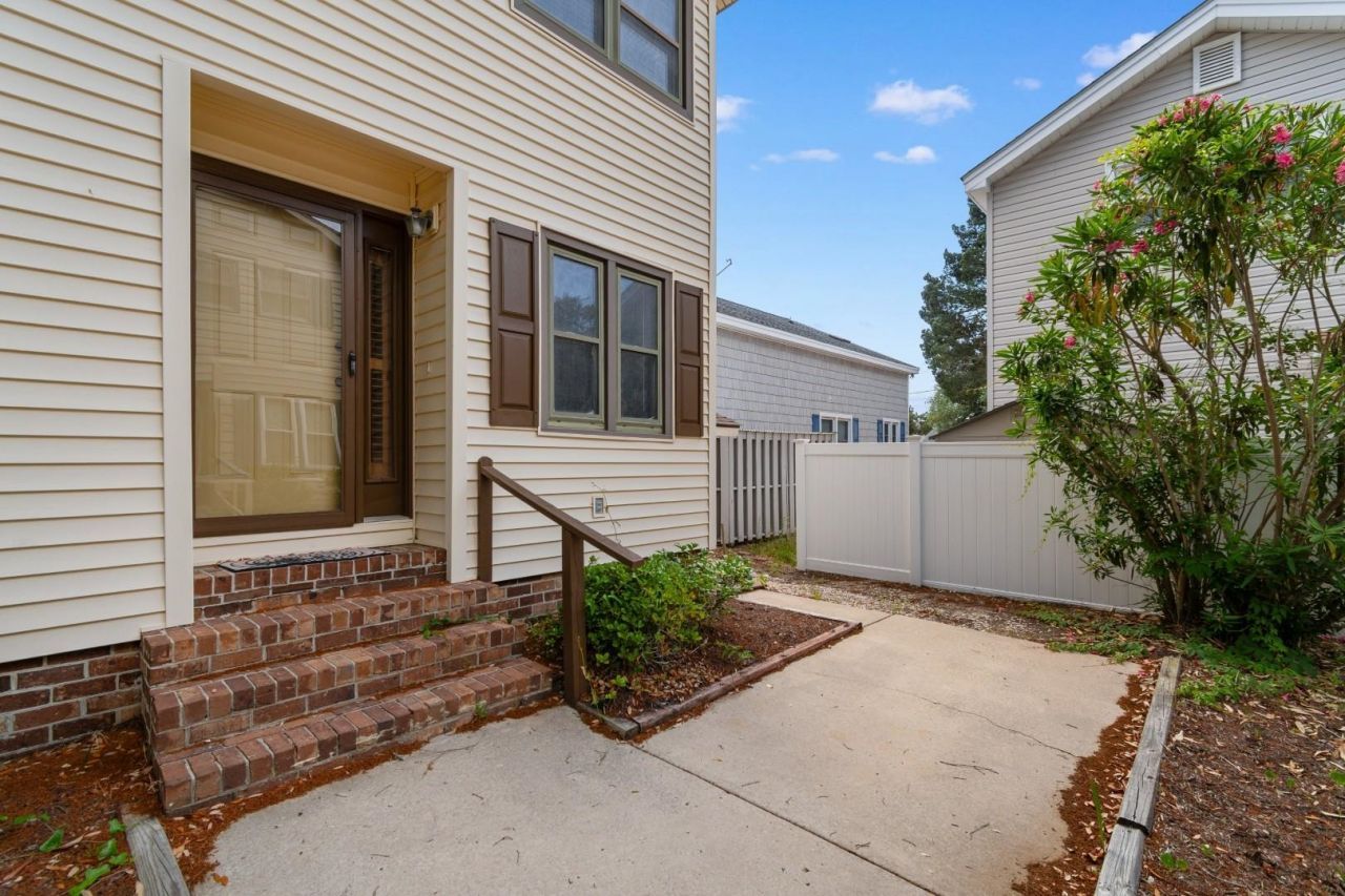 4519 Hedrick St.  Photo 28