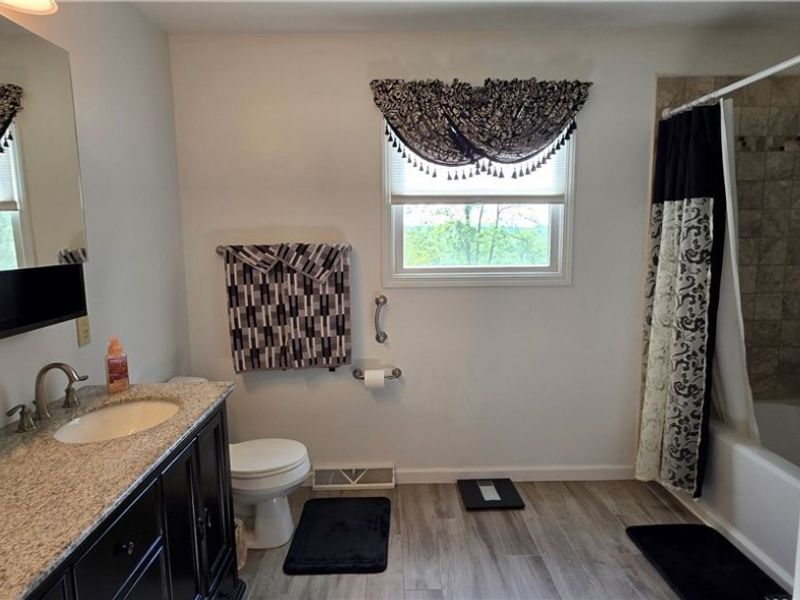 67500 Clark Road Road, Saint Clairsville, OH 43950 Photo 8