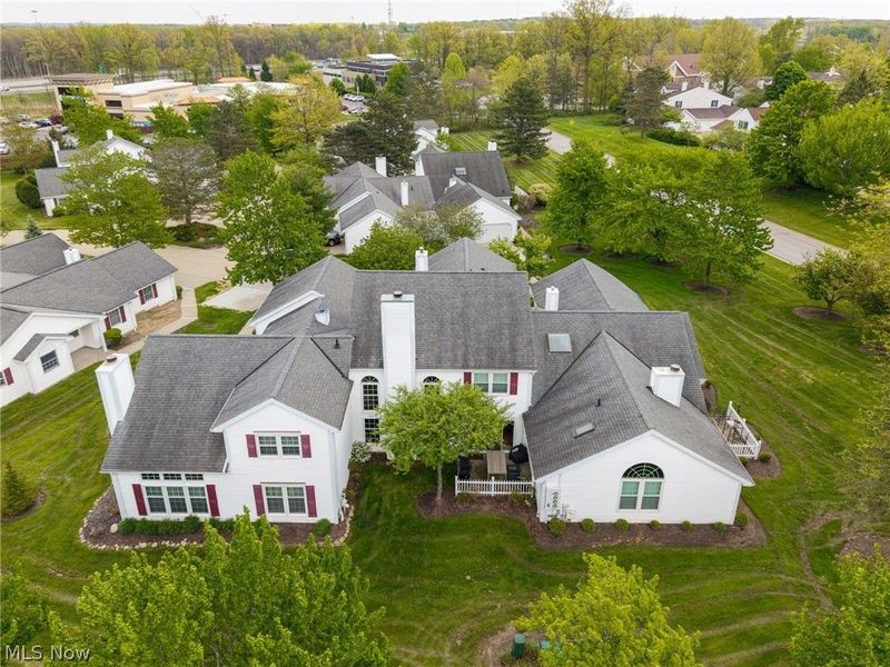 6604 Hidden Lake Trail, Brecksville, OH 44141 Photo 3