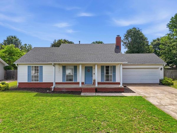 27 Burns Drive , Cabot, AR 72023