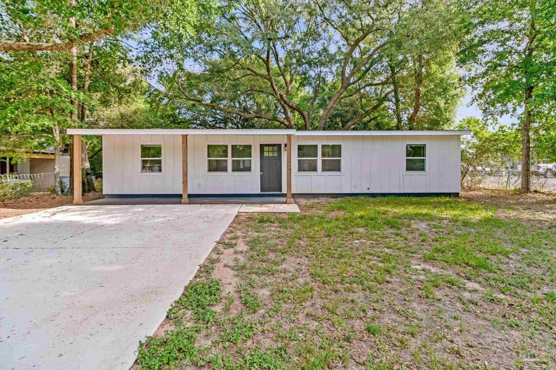 6492 Gaynell Ave, Milton, FL 32570 Main Photo