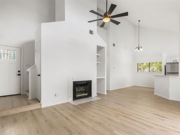 923 E 41st ST , Unit 201, Austin, TX 78751
