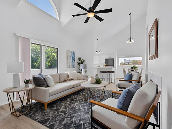 923 E 41st ST, Unit 201, Austin, TX 78751