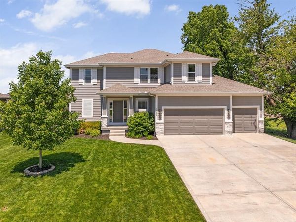 19602 W 198th Street, Spring Hill, KS 66083