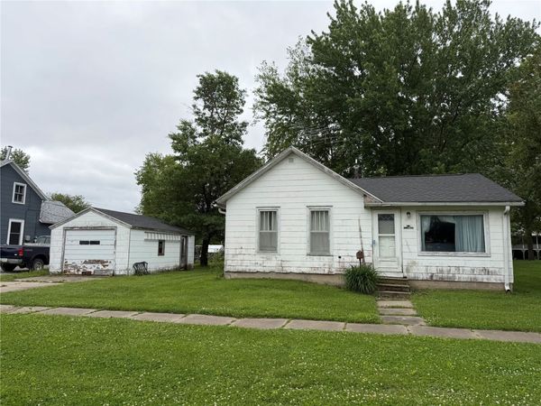 347 W Main Street , Marengo, IA 52301