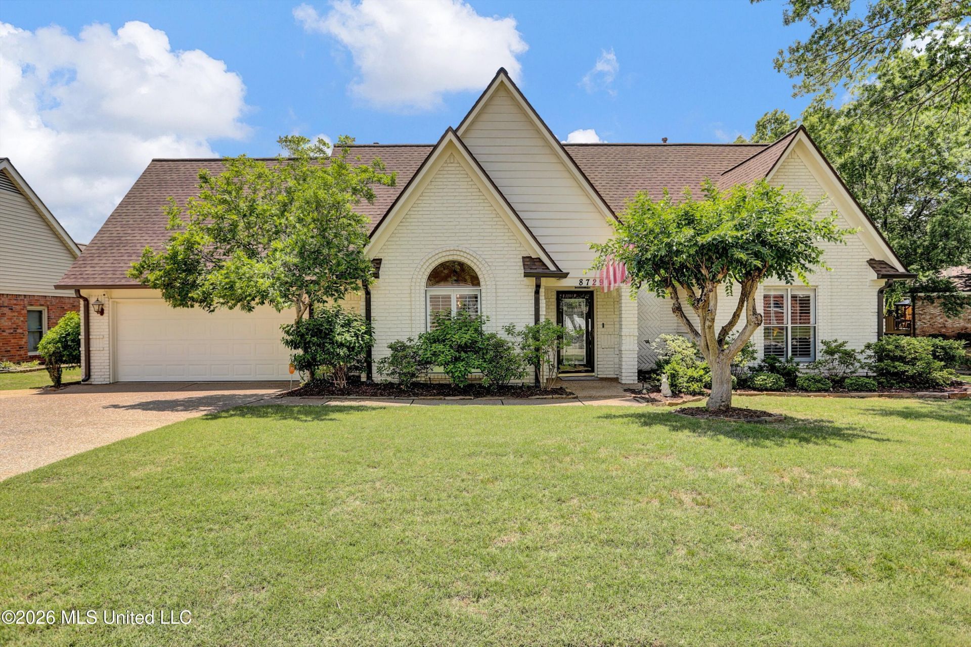 8729 Carrollwood Lane, Cordova, TN 38016 Main Photo