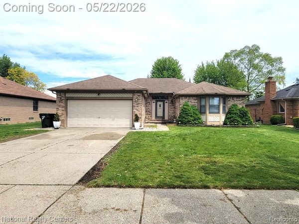 35098 Kensington Avenue, Sterling Heights, MI 48312