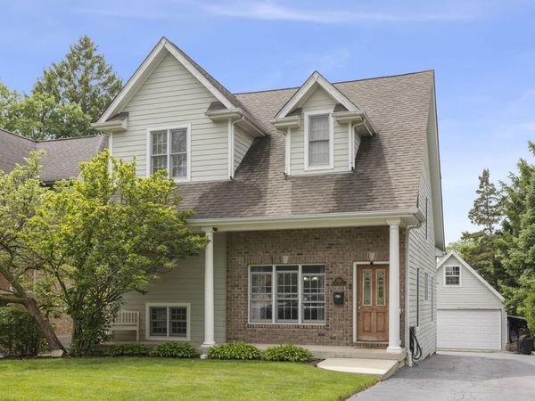 4528 Middaugh Avenue , Downers Grove, IL 60515