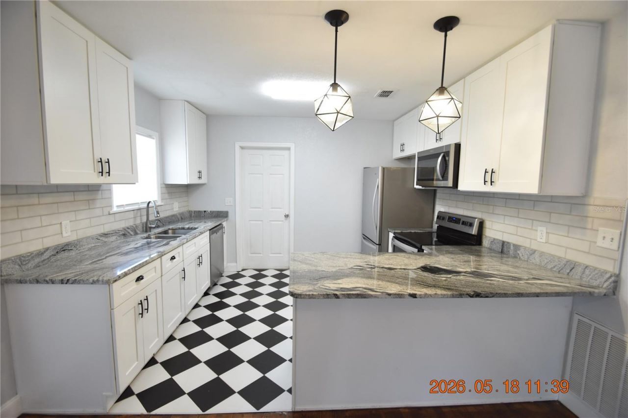 2200 7th Avenue N, Saint Petersburg, FL 33713 Photo