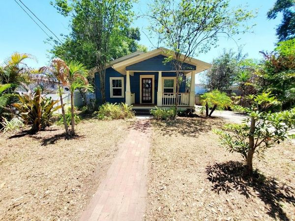 1215 E MOHAWK AVENUE , TAMPA, FL 33604