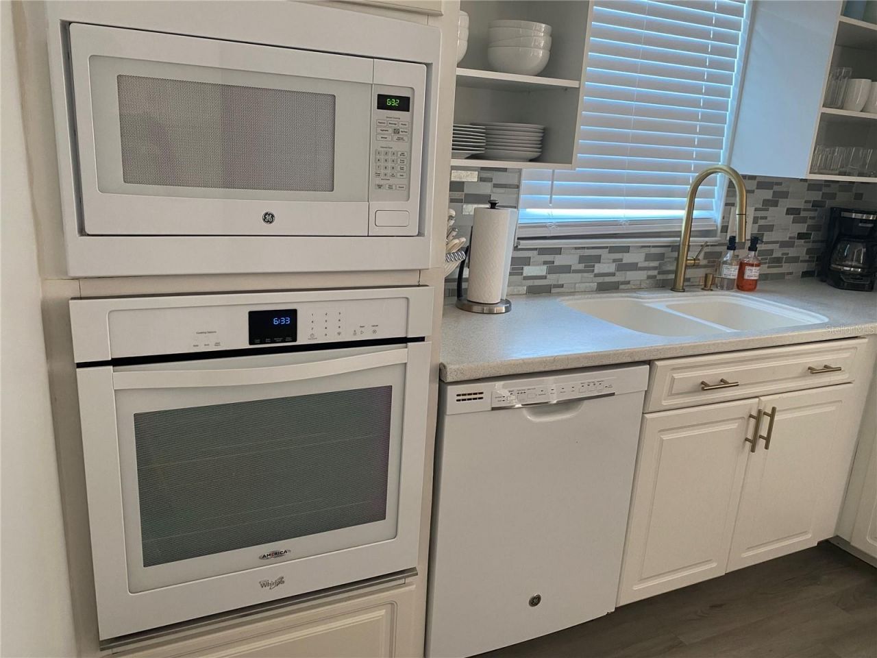 3440 Chapel Drive , Sarasota, FL 34234 Photo