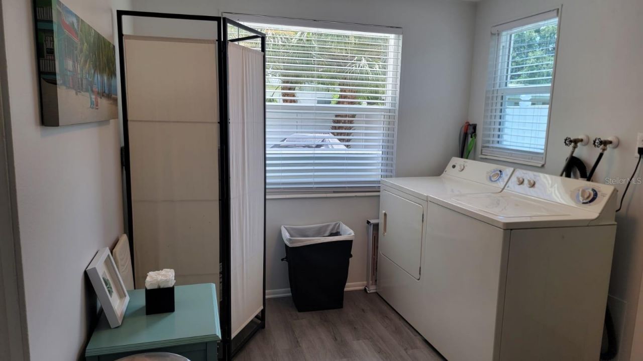 3440 Chapel Drive , Sarasota, FL 34234 Photo