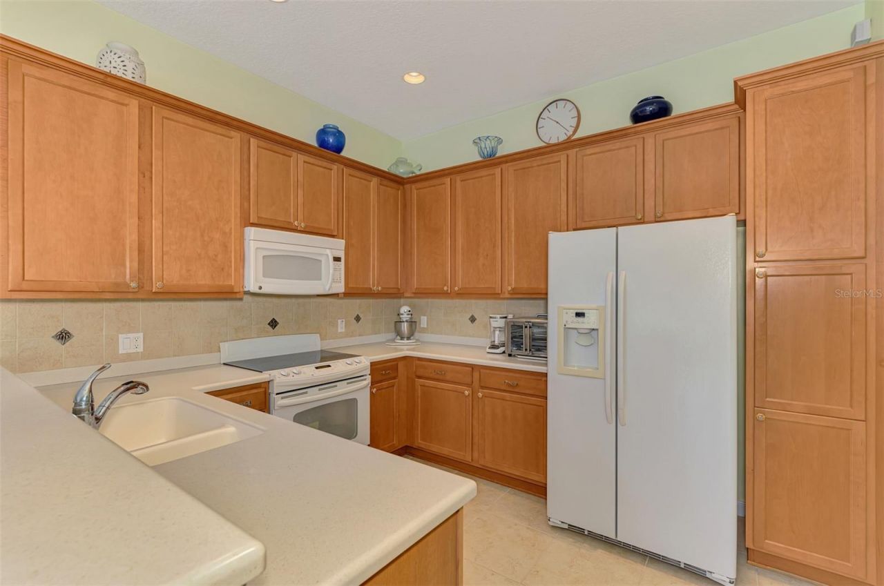 6099 Benevento Drive , Sarasota, FL 34238 Photo