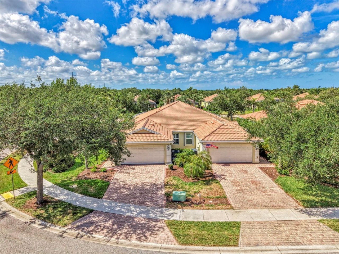 6099 Benevento Drive , Sarasota, FL 34238 Photo