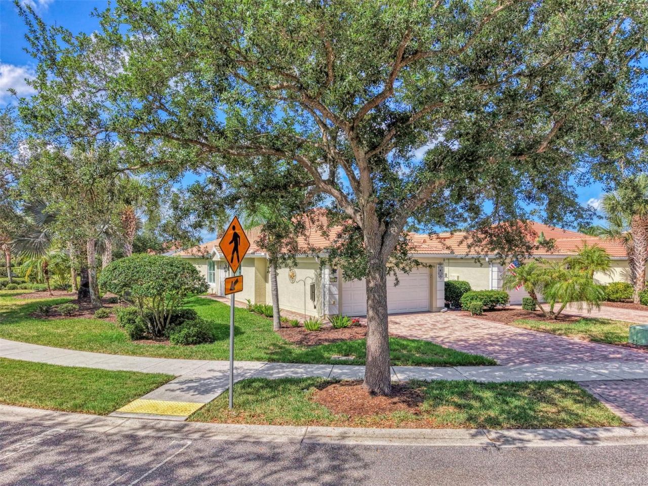 6099 Benevento Drive , Sarasota, FL 34238 Photo