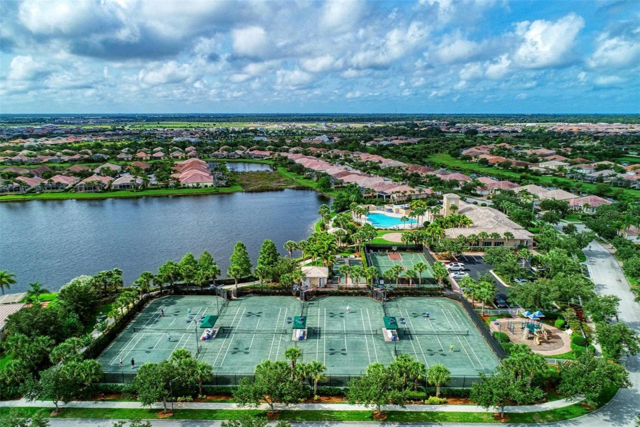 6099 Benevento Drive , Sarasota, FL 34238 Photo