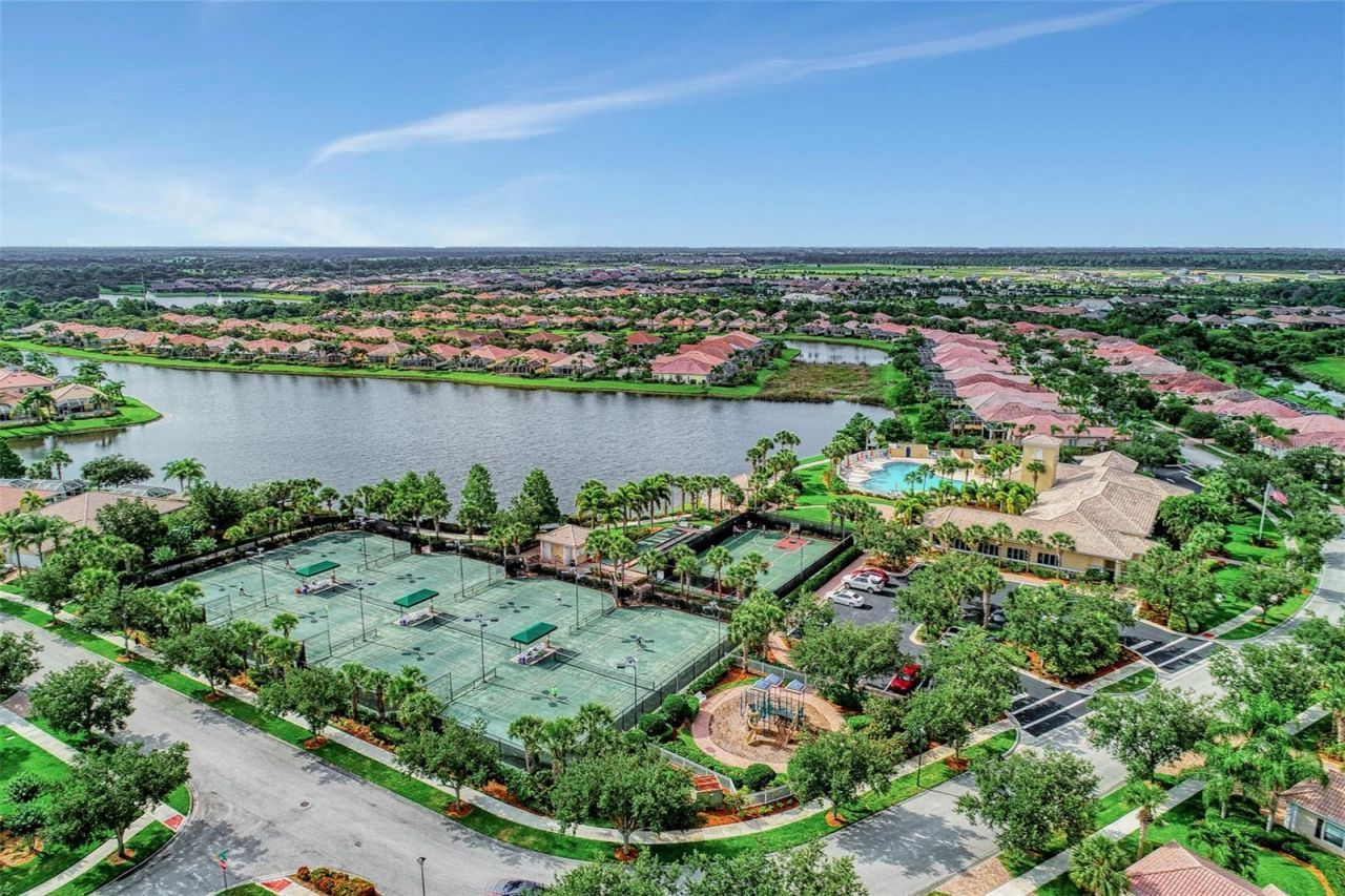 6099 Benevento Drive , Sarasota, FL 34238 Photo