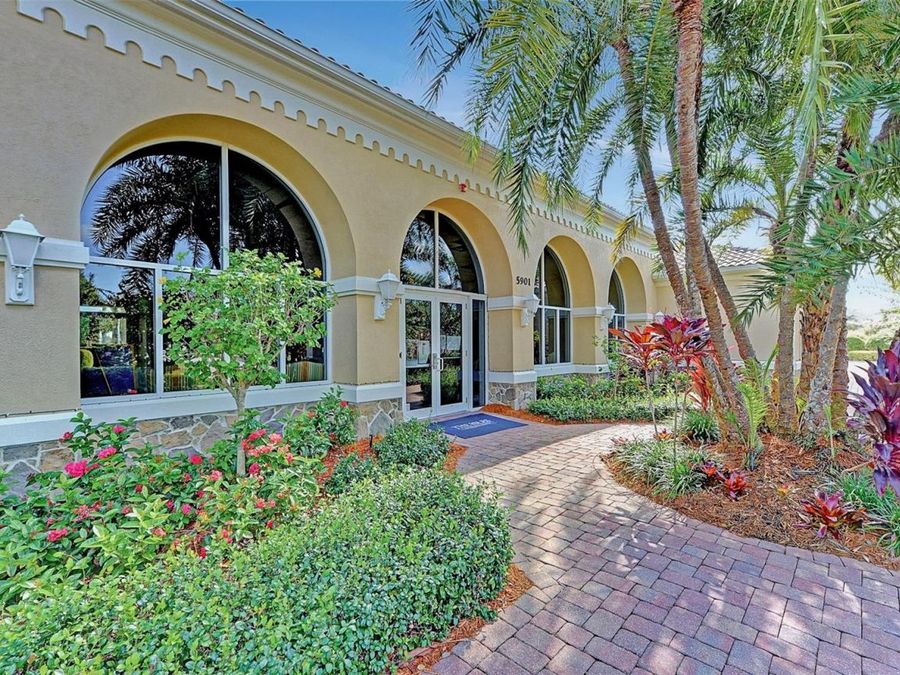 Property Image 80