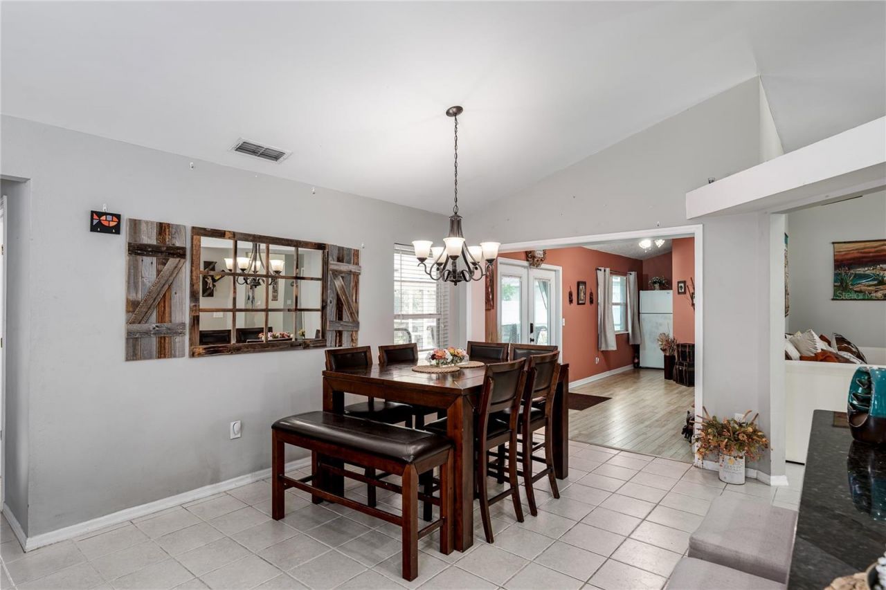 4513 Peridia Boulevard E, Bradenton, FL 34203 Photo