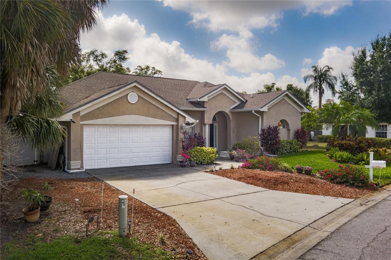 4513 Peridia Boulevard E, Bradenton, FL 34203 Photo