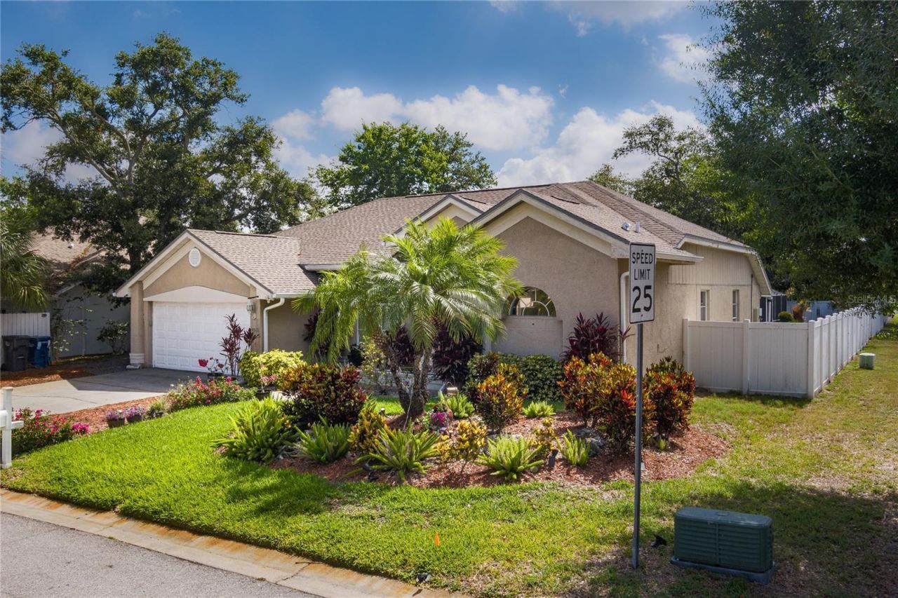 4513 Peridia Boulevard E, Bradenton, FL 34203 Photo