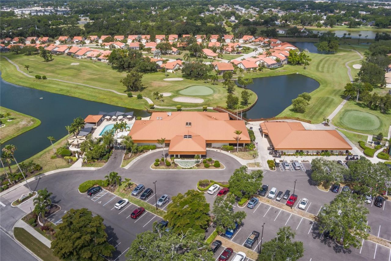 4513 Peridia Boulevard E, Bradenton, FL 34203 Photo