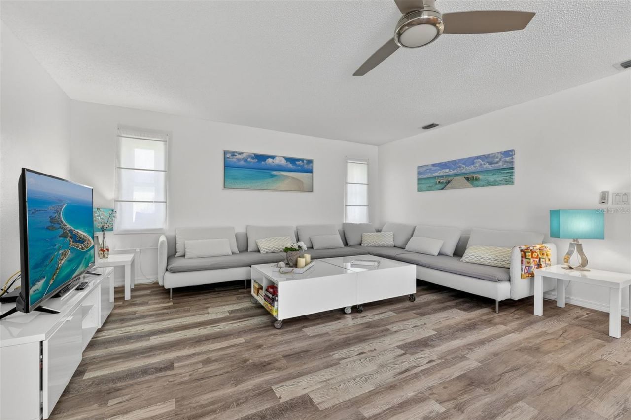 7 Fairway Road , Rotonda West, FL 33947 Photo