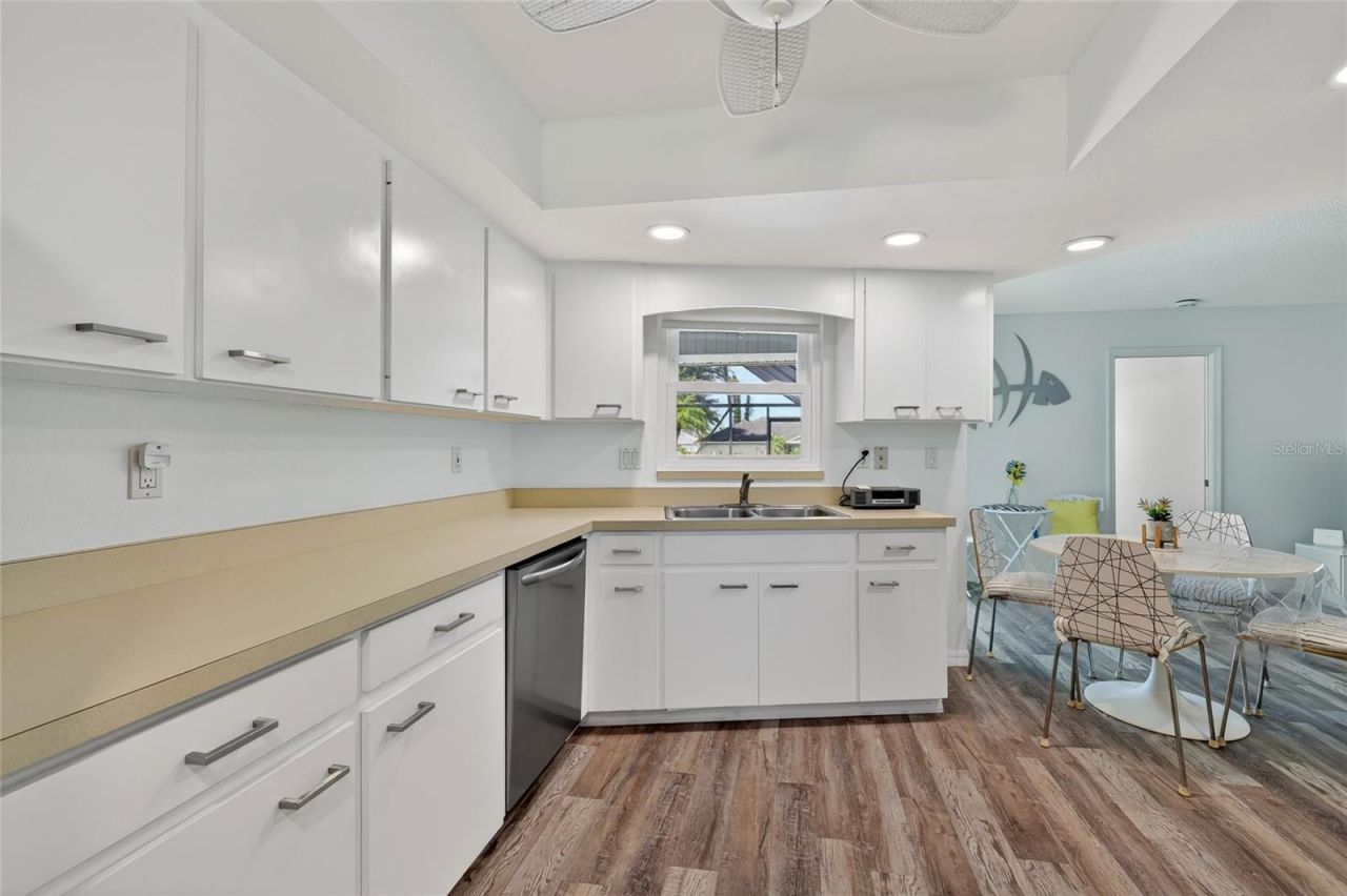 7 Fairway Road , Rotonda West, FL 33947 Photo