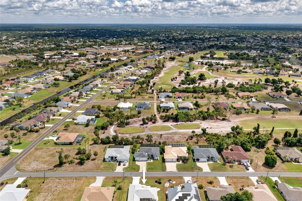 7 Fairway Road , Rotonda West, FL 33947 Photo