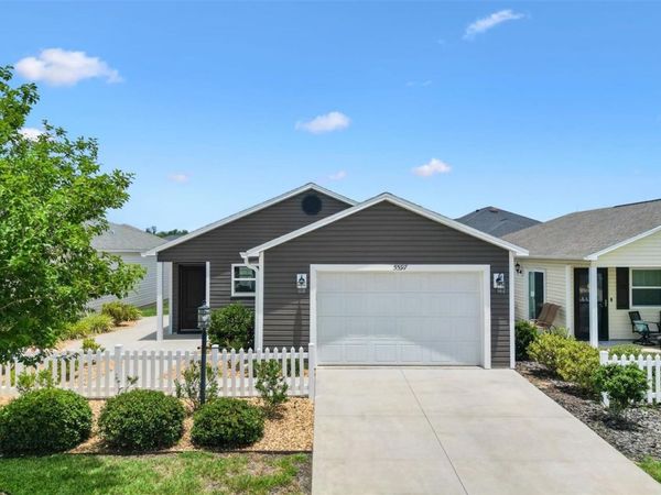 5597 GRACIE LANE , THE VILLAGES, FL 32163