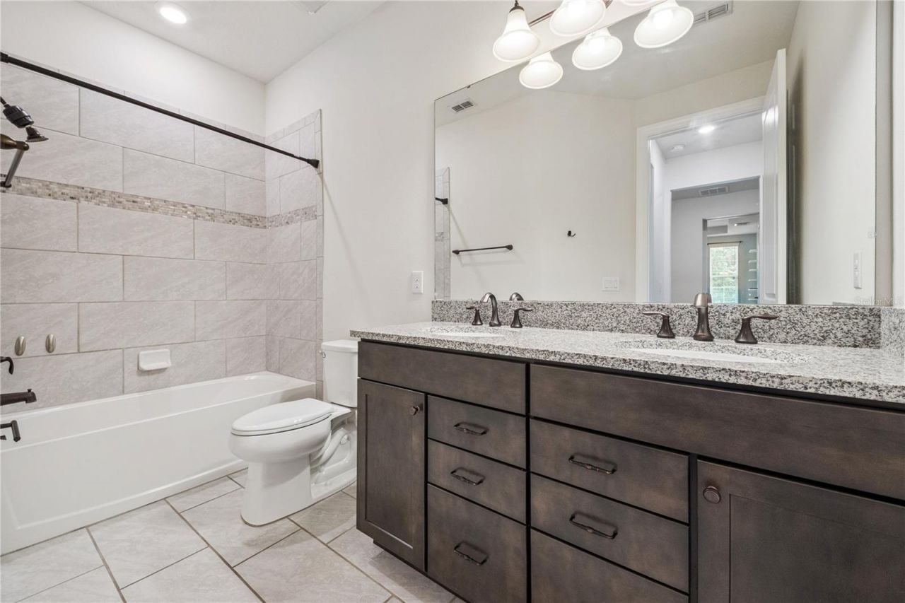 1507 Wild Sweetgrass Way , Oakland, FL 34787 Photo