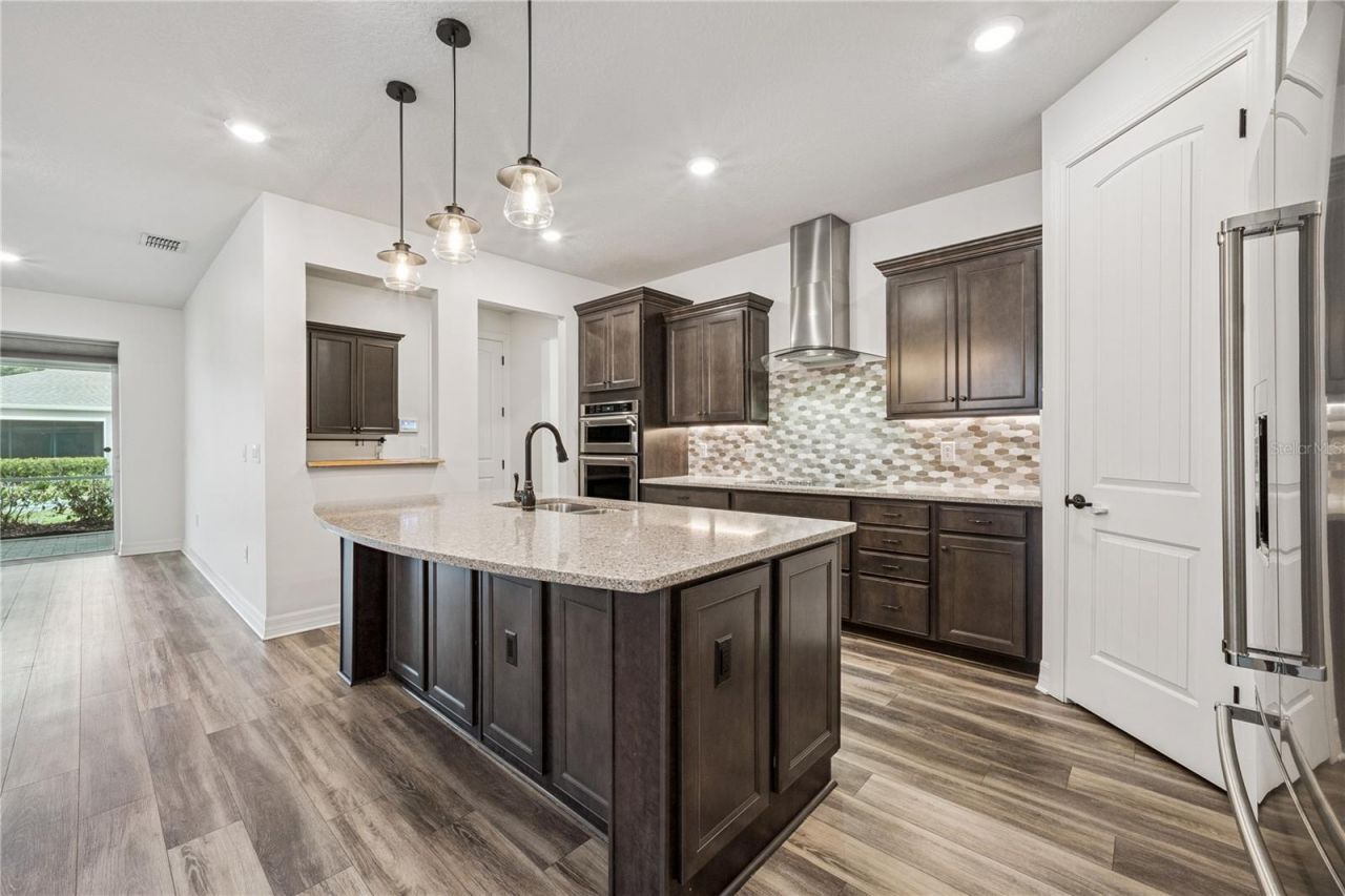 1507 Wild Sweetgrass Way , Oakland, FL 34787 Photo
