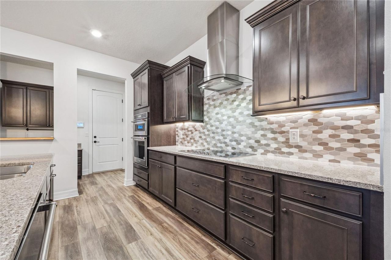 1507 Wild Sweetgrass Way , Oakland, FL 34787 Photo