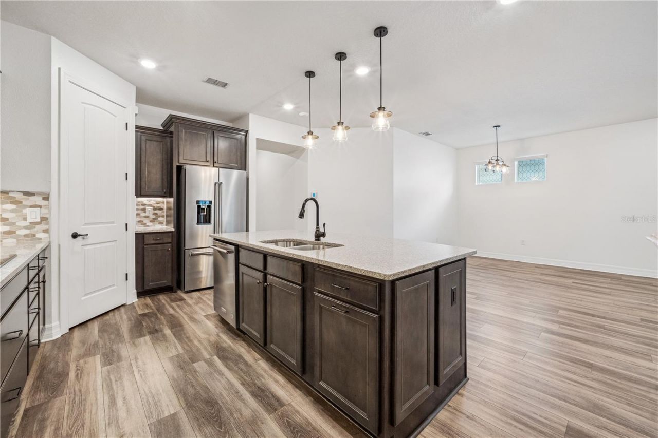 1507 Wild Sweetgrass Way , Oakland, FL 34787 Photo