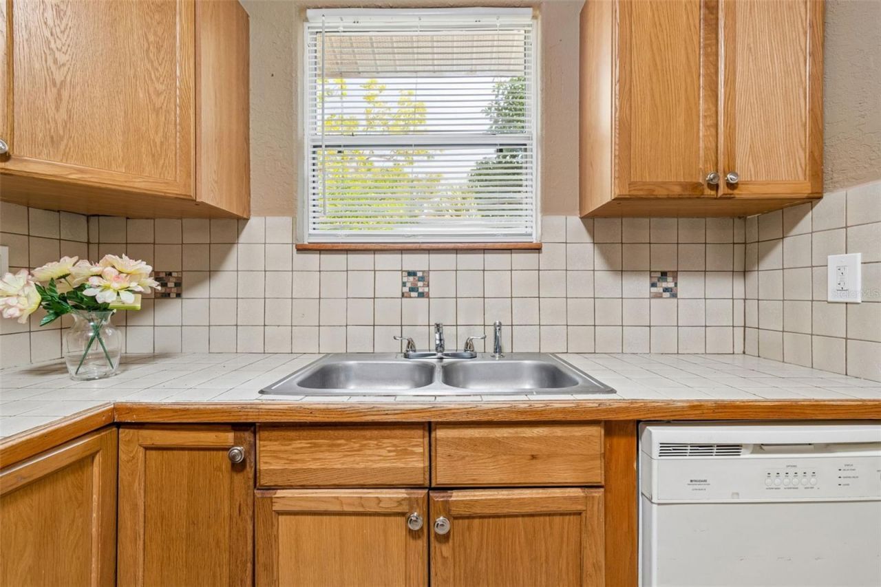 2908 Woodrow Avenue, Tampa, FL 33602 Photo