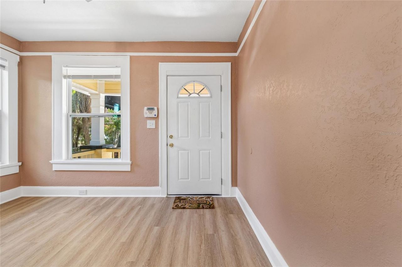 2908 Woodrow Avenue, Tampa, FL 33602 Photo