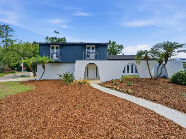 3909 WILLOWTREE PLACE , TAMPA, FL 33624