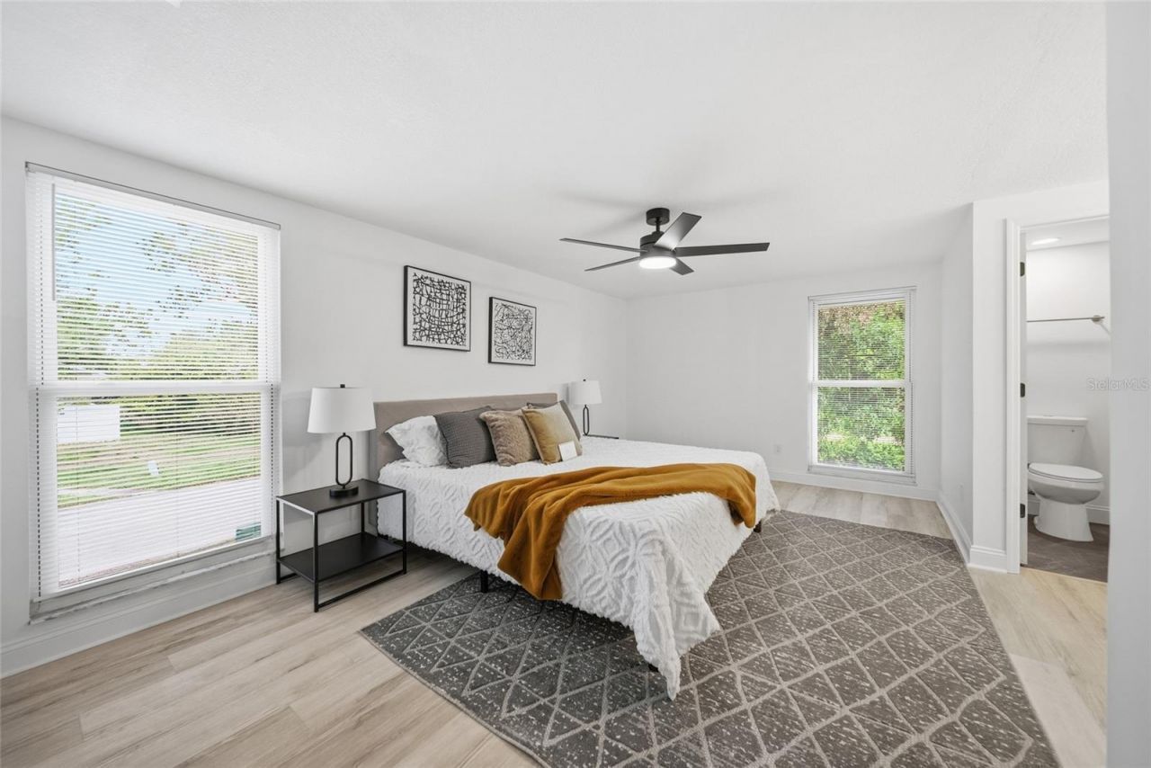 3909 Willowtree Place , Tampa, FL 33624 Photo