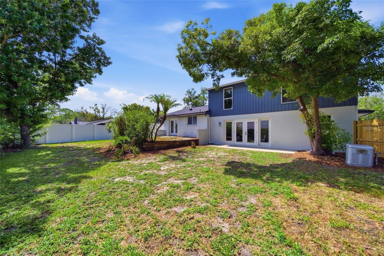 3909 Willowtree Place , Tampa, FL 33624 Photo