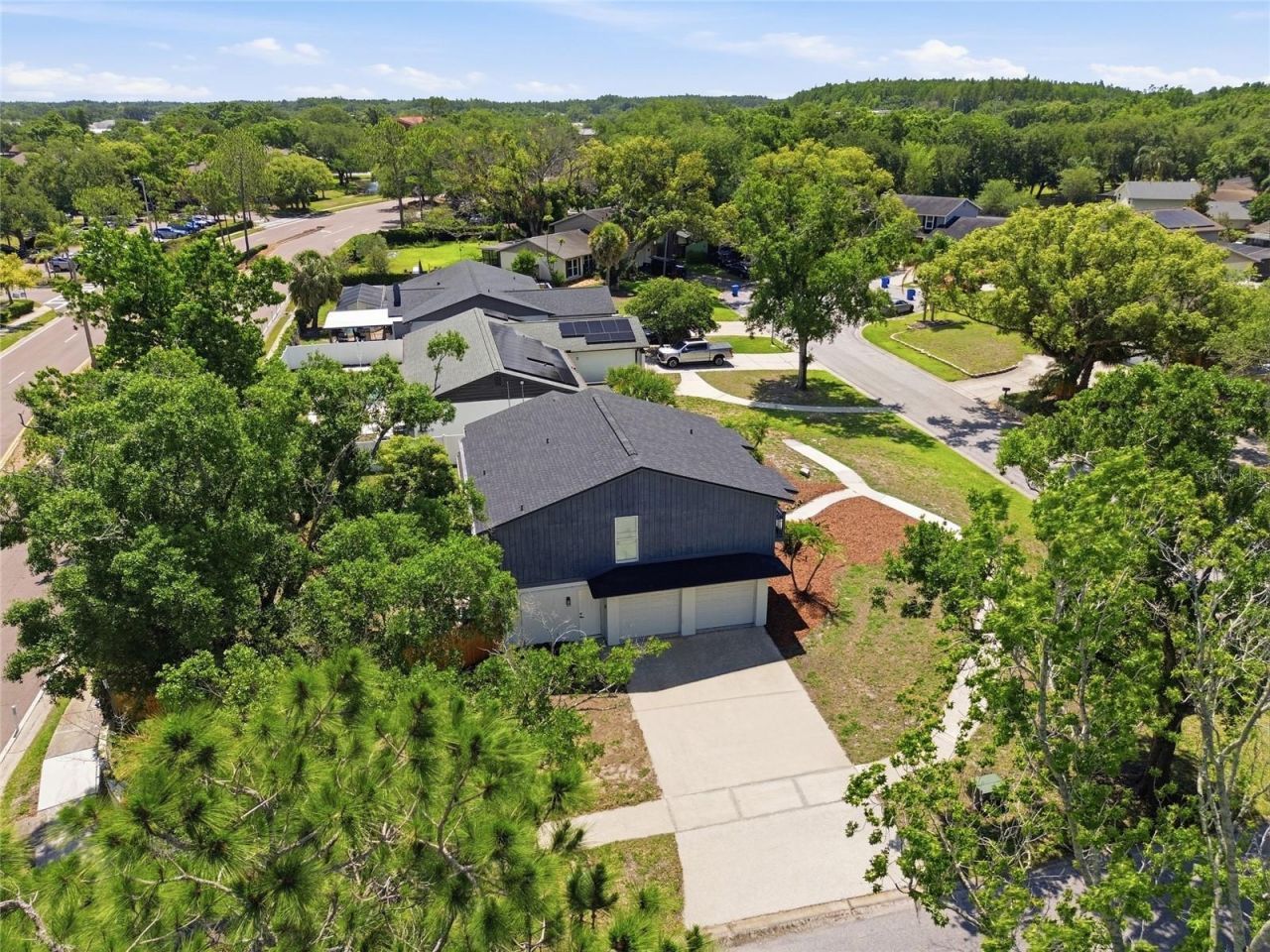 3909 Willowtree Place , Tampa, FL 33624 Photo